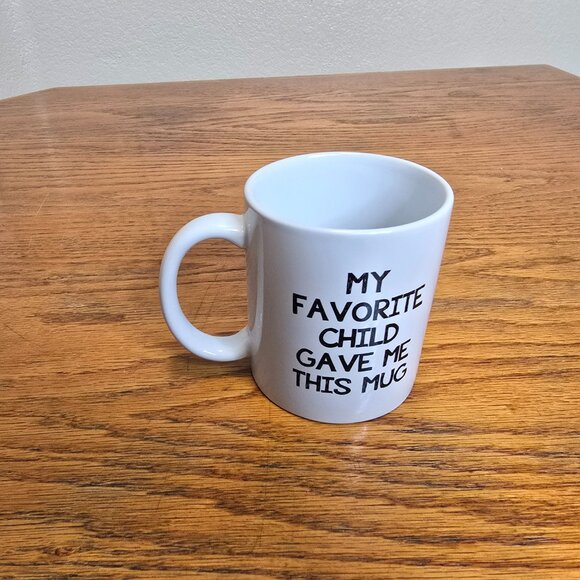 Christmas Gift for Mom / Dad My Favorite Child Gave Me This Mug NEW Coffee Mug - Picture 2 of 6